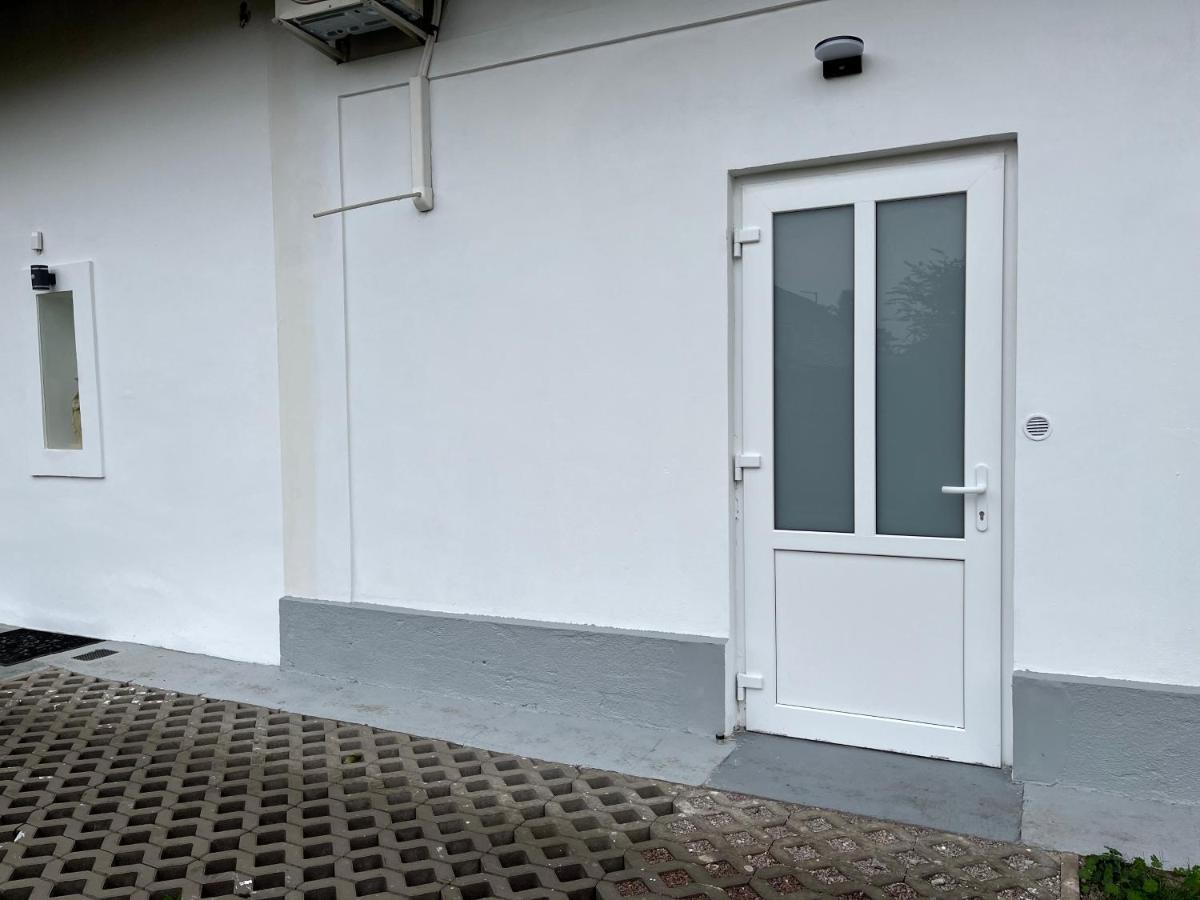 Mezonet Svitkov 21 Pardubice Luaran gambar